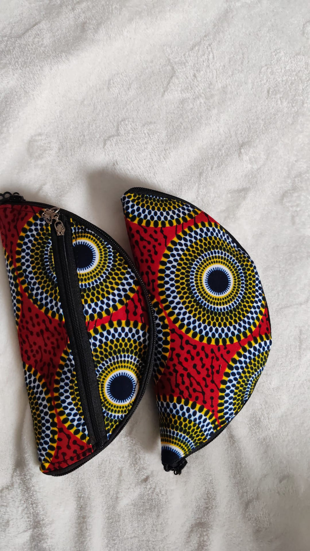 Sac de courses surprise forme demi-lune
